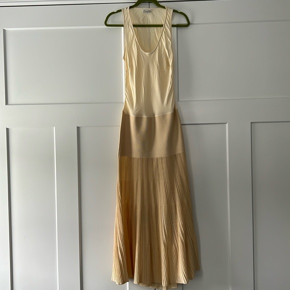 Knit dress - Picture 2 of 5